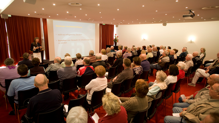 Vortrag im Festsaal - Immanuel Klinik Märkische Schweiz in Buckow